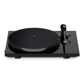 Pro-Ject E1 Biela + OM5e